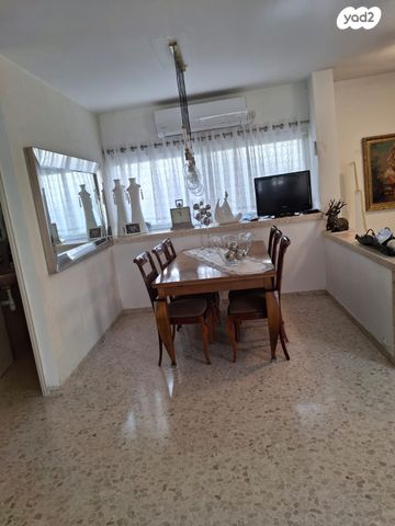 בית פרטי/ קוטג', דוד המלך 22, מלכי ישראל, קרית גת