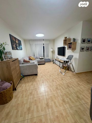 דירה, צפניה הנביא 1, רובע י', אשדוד