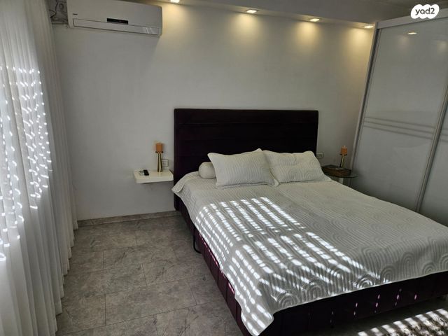 דו משפחתי, א.ד. גורדון 6, נווה דוד, רמלה