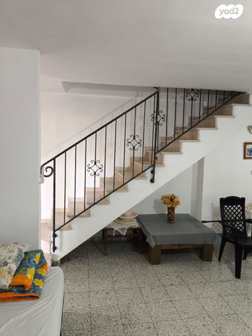 בית פרטי/ קוטג', רות 6, גבעת ציון, אשקלון