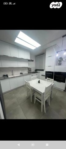 דירה, יצחק שמיר 7, נווה שרון / שער העיר, נתיבות