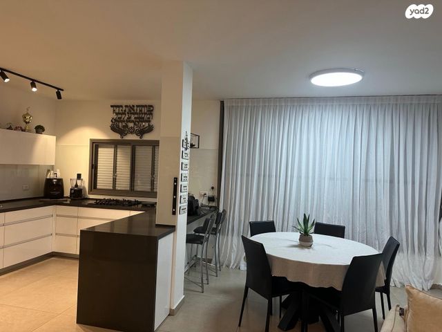 דירה, הפועל 1, לב העיר, בת ים