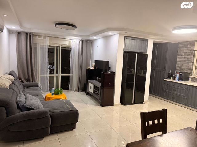 דירת גן, גפנוביץ 5, בית אליעזר, חדרה