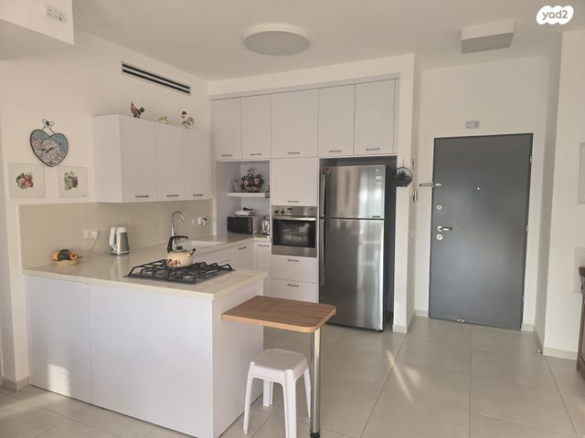 דירה, לוי אשכול 20, מרכז דרום, רעננה