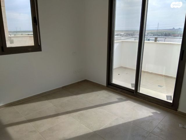 דירה, שדרות אבני החושן 25, כרמי גת, קרית גת