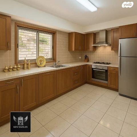 דו משפחתי, המושבה 13, שכונת האוצר, חדרה