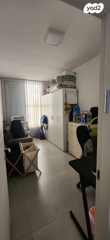 דירה, הרא"ה 53, שכונת הלל, רמת גן