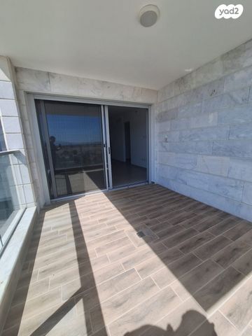 דירה, אהוד מנור 9, נאות אפק, אפקה, קרית ביאליק