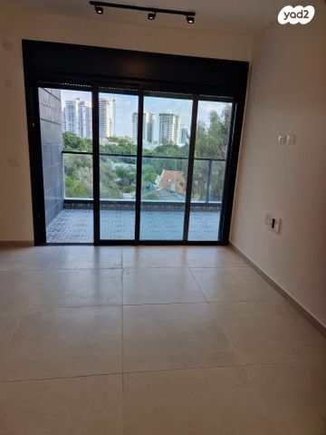 דירה, בית גוברין 7, מורשה, רמת השרון