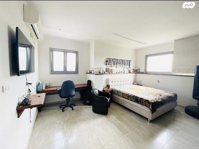 גג/ פנטהאוז, צמרות 4, גני אביב, לוד