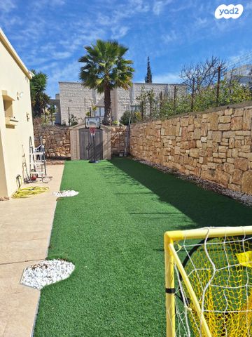 בית פרטי/ קוטג', זית 36, שאר העיר, מיתר / כרמית