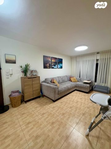 דירה, צפניה הנביא 1, רובע י', אשדוד