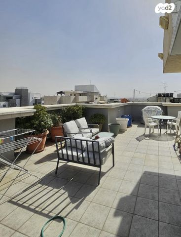 גג/ פנטהאוז, חנקין 10, ראשונים, ראשון לציון