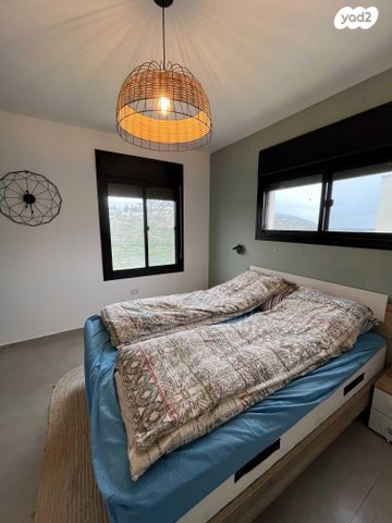 דופלקס, גפן 4, לשם, עלי זהב