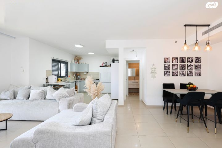 דירה, הביטחון 5, קיראון, קרית אונו