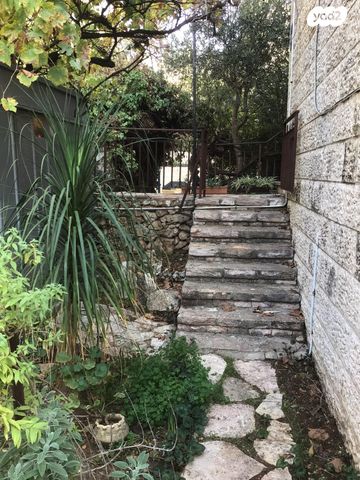 בית פרטי/ קוטג', ברוש 48, מבשרת ירושלים, מבשרת ציון