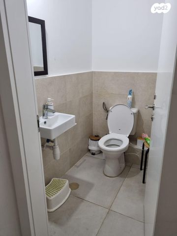 דירה, האחים 28, נווה שמיר רמת בית שמש ה-1, בית שמש