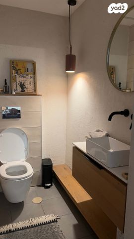 דירת גן, החלוץ 15, מורשה, רמת השרון