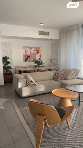 דירת גן, החלוץ 15, מורשה, רמת השרון