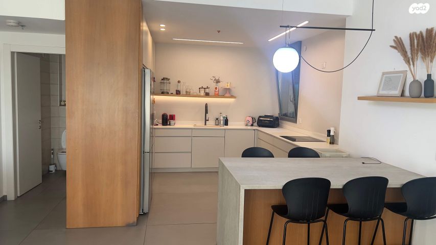 דירת גן, החלוץ 15, מורשה, רמת השרון