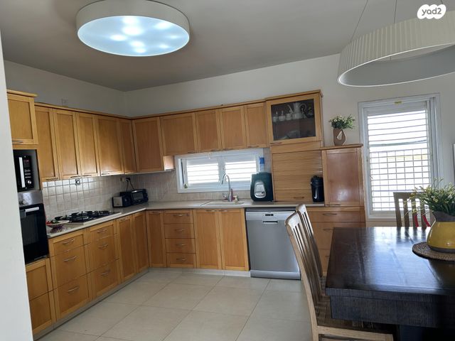 גג/ פנטהאוז, חנקין 10, ראשונים, ראשון לציון