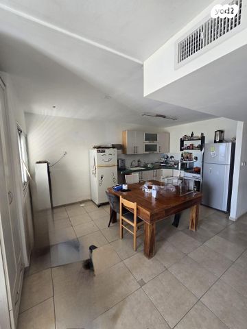 דירה, גבעת קנדה 15, גילה, ירושלים