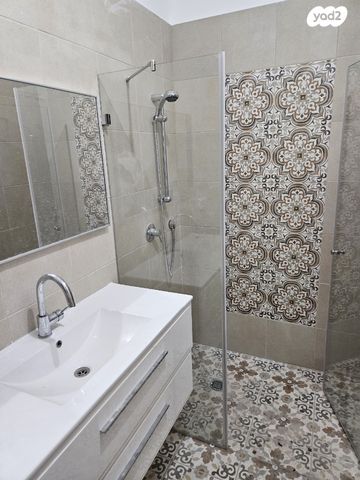 דירה, הביטחון 5, קיראון, קרית אונו