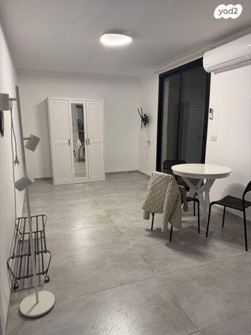 דירה, העלייה 19, מול היקב, זכרון יעקב