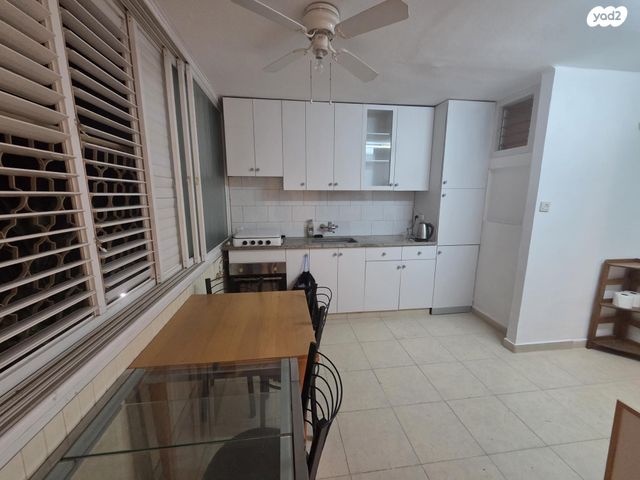 דירה, אדירים 3, נווה שרת, תל אביב יפו