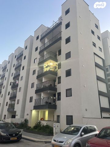 מעפילי אגוז 9