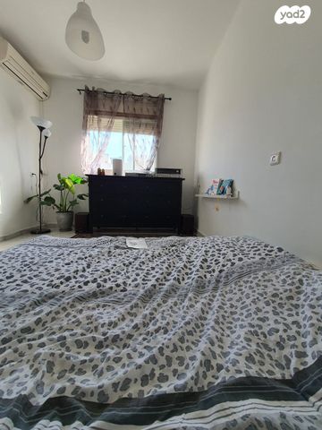 דירה, ה' באייר 43, נווה אפק, ראש העין