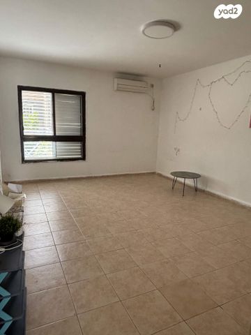 דירה, אבנר 24, רובע ג', אריאל