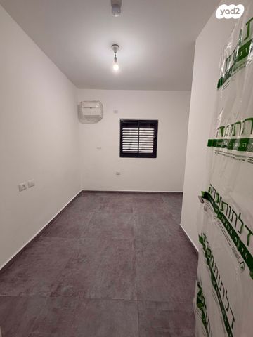 דירה, מניה שוחט 11, רמז, מערב ותיק, ראשון לציון