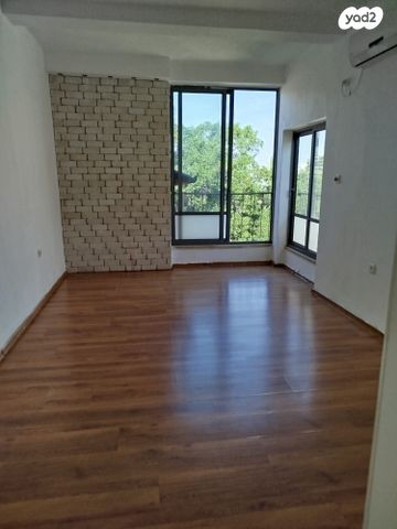 ישראל טייבר 40