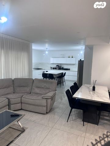 גג/ פנטהאוז, נחל דליות 18, כרמי גת, קרית גת