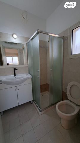 גג/ פנטהאוז, הערבה 4, נווה גנים, קרית מוצקין