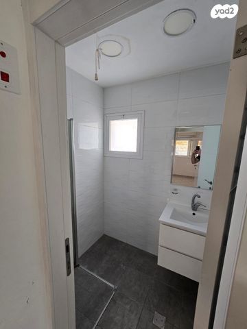 דירה, שדרות בן גוריון 4, בן גוריון, רמלה