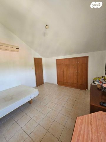 גג/ פנטהאוז, עמק דותן 18, הדרים, הדרים החדשה, כפר סבא