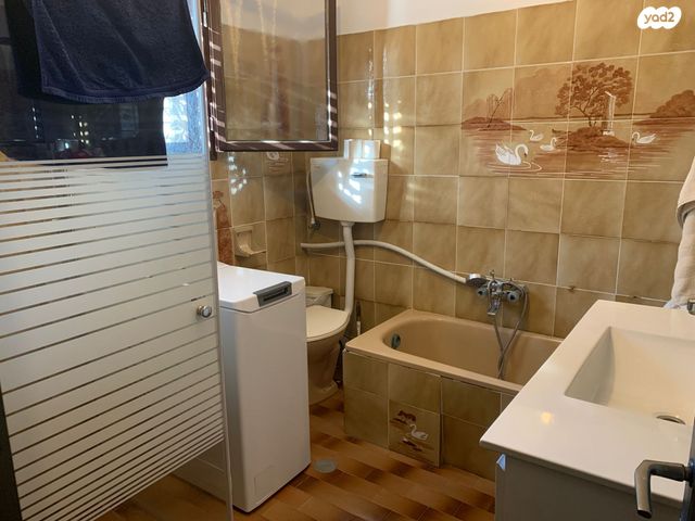 יחידת דיור, הרימון 76, צפריה, צפריה