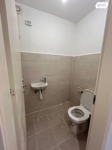 דירה, הרב שלום שבזי 201, פסגות אפק, ראש העין