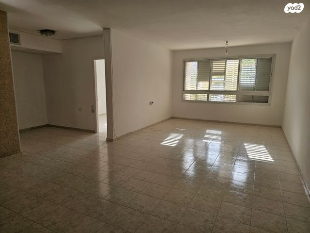 דירה, העצמאות 6, רובע הקריה, הסיטי, אשדוד