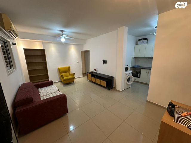 דירה, כיכר העצמאות 4, מרכז העיר דרום, נתניה