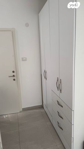 דירה, מ"ג 10, לב העיר, בת ים