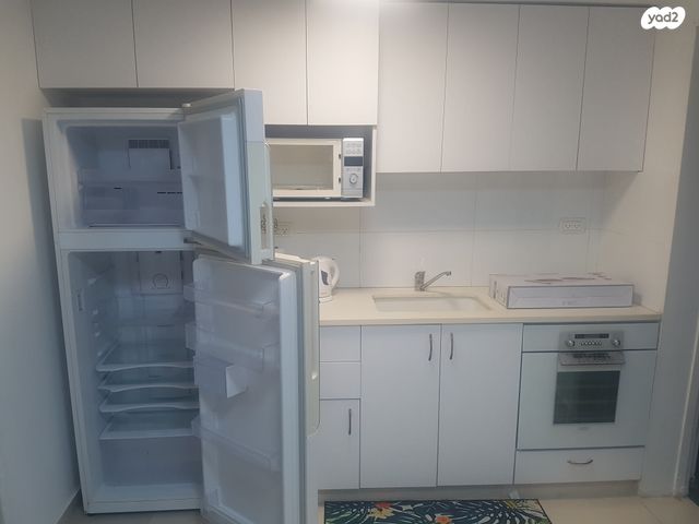 יחידת דיור, ברל כצנלסון 63, מעוז, כפר סבא