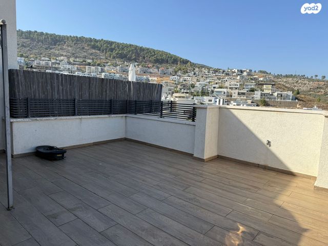 דירת גן, הדובדבן 30, שאר העיר, חצור הגלילית