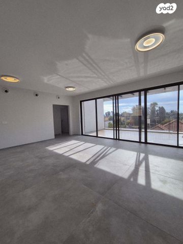 בית פרטי/ קוטג', מזל דגים 7, מתחם 11, הוד השרון