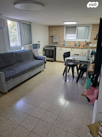 גבעת הבריכות 4