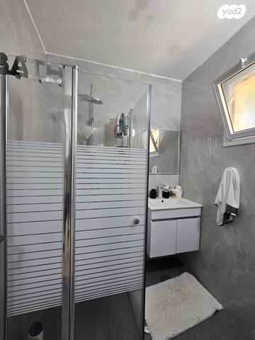 דירה, בודנהיימר 26, קרית שפרינצק, חיפה