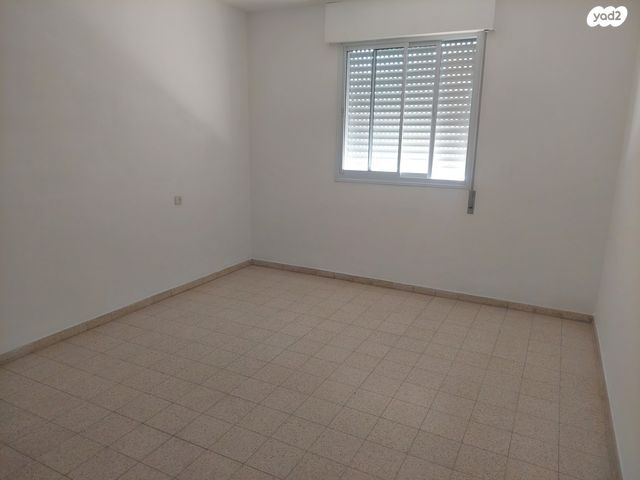 שדרות המגינים 127