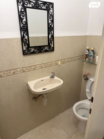 גג/ פנטהאוז, יצחק יציב 3, קרית חיים מזרחית, חיפה